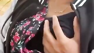 Chapri Boy Pressing Boobs Of Beautiful GirlFriend In Public Park Jaipur Viral Xxx.