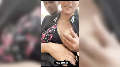 Chapri Boy Pressing Boobs Of Beautiful GirlFriend In Public Park Jaipur Viral Xxx.