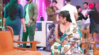 Madhushaala S01EP06T1 Hot Indian Bhabhi Saree Webseries