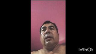 latina follada  anal en un viaje