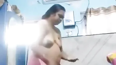 Tamil mom dress changing video