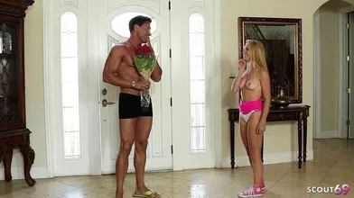 Petite Teen seduce to Fuck by older Guy