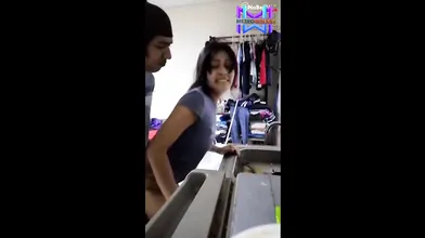 Bokep Ngewe Adek Lagi Nyuci Piring.mp4