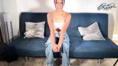 Tiny black-haired model in act sells me a good DT for her services - top-notch X