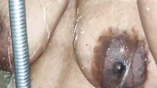 Tamil wife masturbating and oil massage