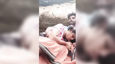 Mallu Hormy Girl Outdoor Kissing Giving Blowjob To Boyfriend
