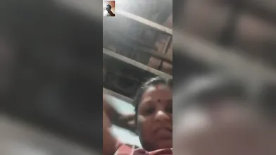 Mallu Aunty's (Devi Ajesh) NAKED Video Call - Horny Desi Slut Shows ALL To Boyfriend