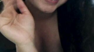 Zorrita caliente desnuda en la ducha