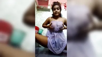 Big Boobed Bengali Chubby Girl Show Her Boobs & Spreading Her Pussy & Ass For Bf - Show Gurl