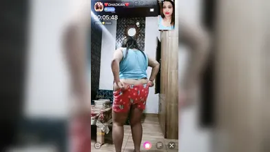 Sexy milf show Chamet