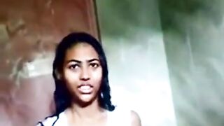 BanGLa Bengali GF In Shower