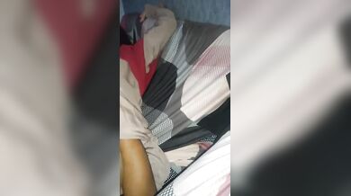 মাদ্রাসায় ছেলে দেখতে এসে চোদা খেলো মা হুজুরের কাছে