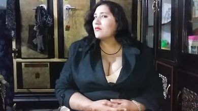 afghan milf giving blowjob two