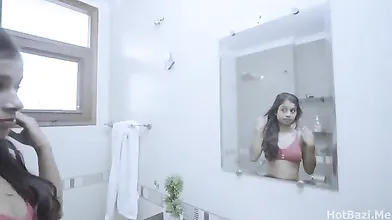 Desi Indian saali fucked in the bathroom