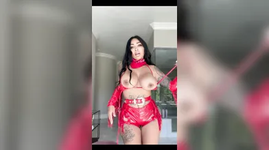 Brittanya Razavi