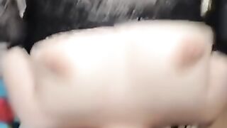 衡阳绿帽奴谢欣喜欢让骚货婊子母狗就爱做鸡的老婆胡尔斯给他戴绿帽，被死渣男周敏大鸡巴疯狂操逼
