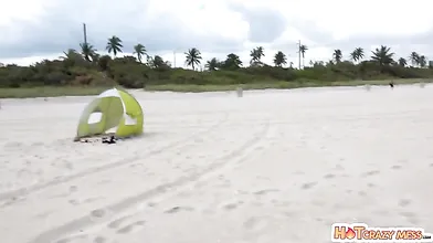 Beach Pickup - S3:E4
