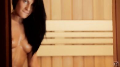 Seductive - S14:E12