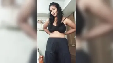 Gouthami reddy manthena removing her black bra and showing her big boobs video