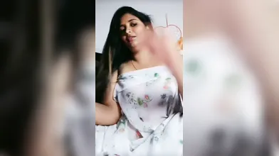 Gouthami reddy manthena sexy lanje showing her two milky boobs & showing pussy