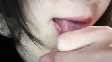 ASMR Nana困薯 R_E_STUDIO 舔手指小洞洞 说话