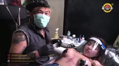 Mirip Lisa Mariana Tattoo Shin