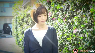 Megu Memezawa gets the visit of an old friend, whom she hasn't