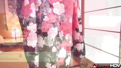Kimono lady Yui Shiina