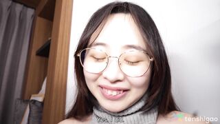 Noa Makino has amazing tits. They are so beautiful that we spend our