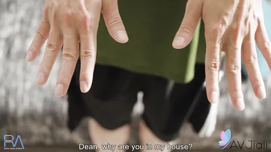 Ye Chenxin is one very thorough Taiwanese female soldier as she grabs a