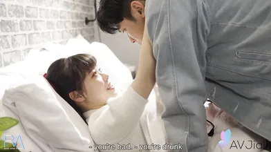 Yuli is somewhat taken by Leo who happens to be the rich student. After