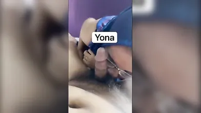Jilbab Kebaya Ungu