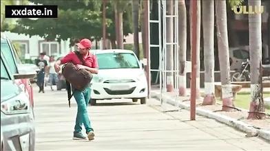 Wife Ke Samane Saas Se Samband Banakar Damadaraja Wife Ko Sex Karn Sikhate Hai