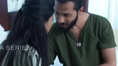 BHABHI KI GULABI CHADDI NIKAL CHUDAI