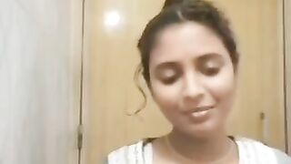 Gouthami reddy manthena removing her chudidar & showing her bra and milky boobs