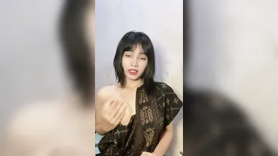 Big Tits Indonesian Showing Off Her Body And Masturbate