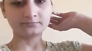 generi make nude during period