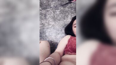Colok -colok memek dulu guys