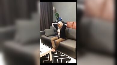 Hijab Open Bo