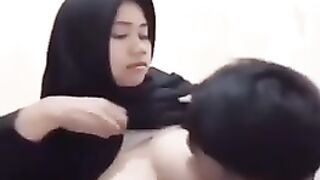 Minta Nyusu Ke Ayang