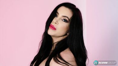 Busty Enchantress Korina - Korina Kova