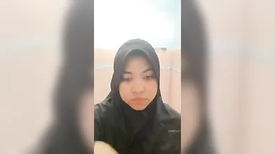 Jilbab tobrut beraksi