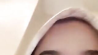 Jilbab kacamata colmek