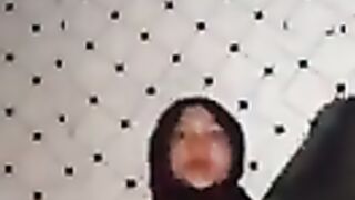Jilbab doyan colmek