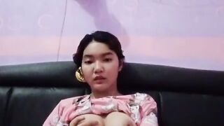 Julia colmek jembut lebat 2