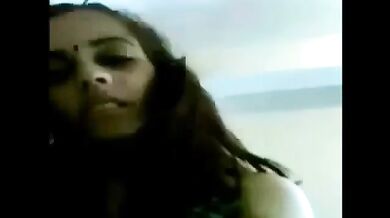 HInDI HOT INDIAN GIRL