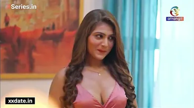 Sexy Indian Maid Sucks Cock In All Hindi