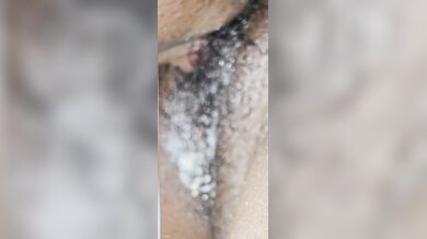 Desi pussy licking with cream