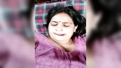 Hindi LIVEGIRLS Noughty_Bhabhi Model Live