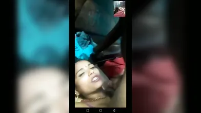 wife blowjob on live show